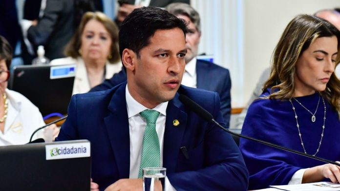 PL do Mover: relator no Senado retira trecho referente a “taxa das blusinhas” do texto