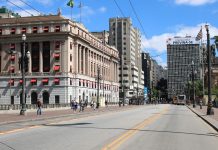 Dia do Trabalhador: o que abre e o que fecha em São Paulo